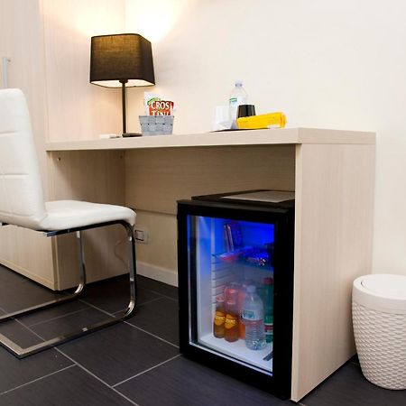 Grey&White Hotel Rome Bilik gambar