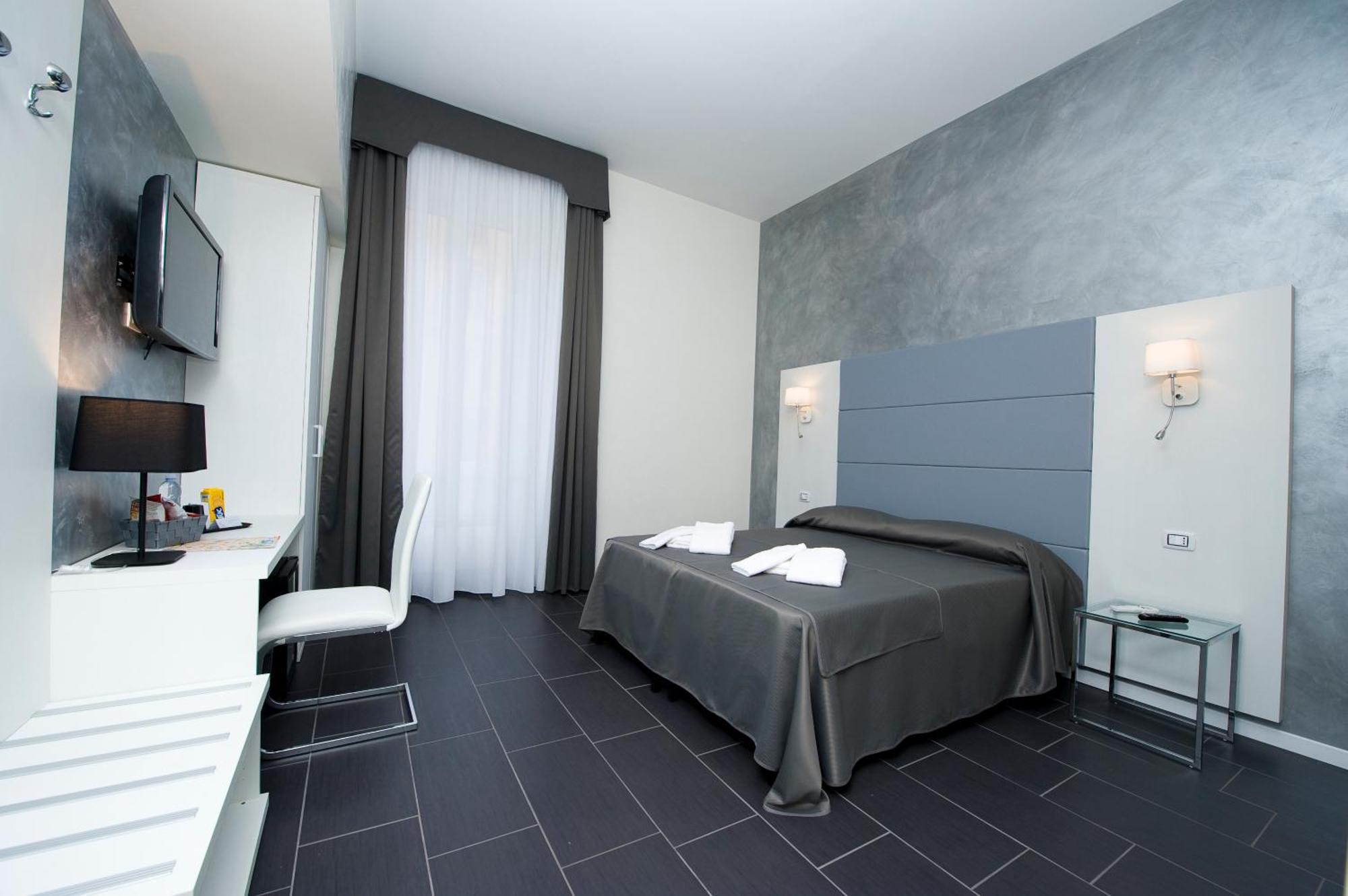 Grey&White Hotel Rome Bilik gambar