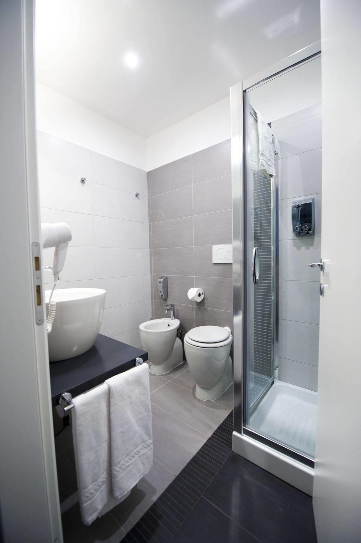 Grey&White Hotel Rome Luaran gambar