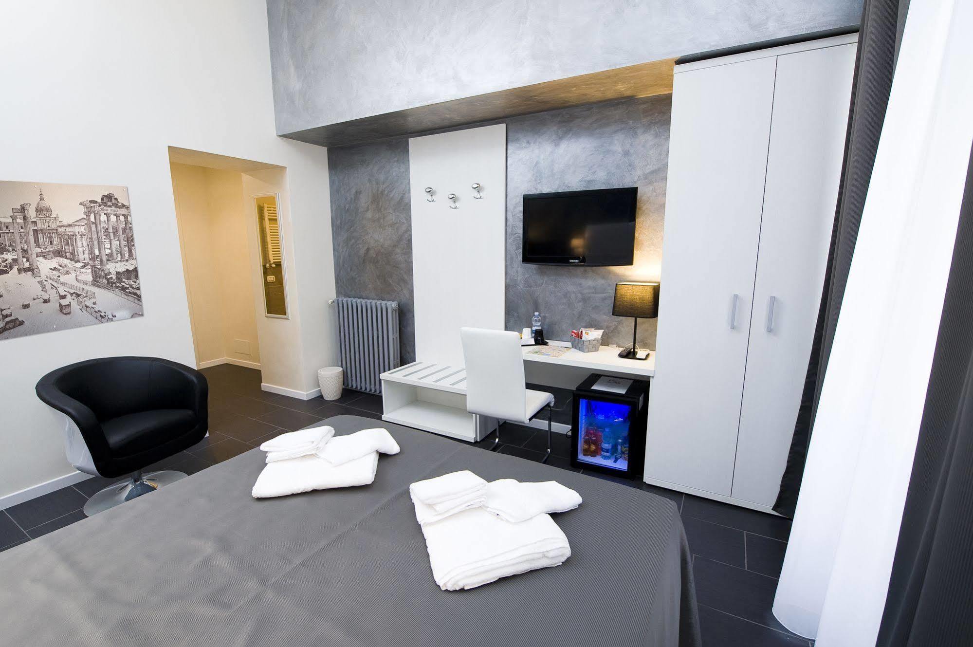 Grey&White Hotel Rome Luaran gambar
